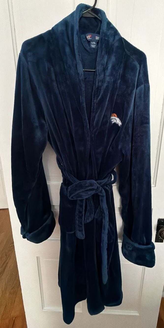 The Northwest Company Denver Broncos Plush Bathrobe Size L/XL